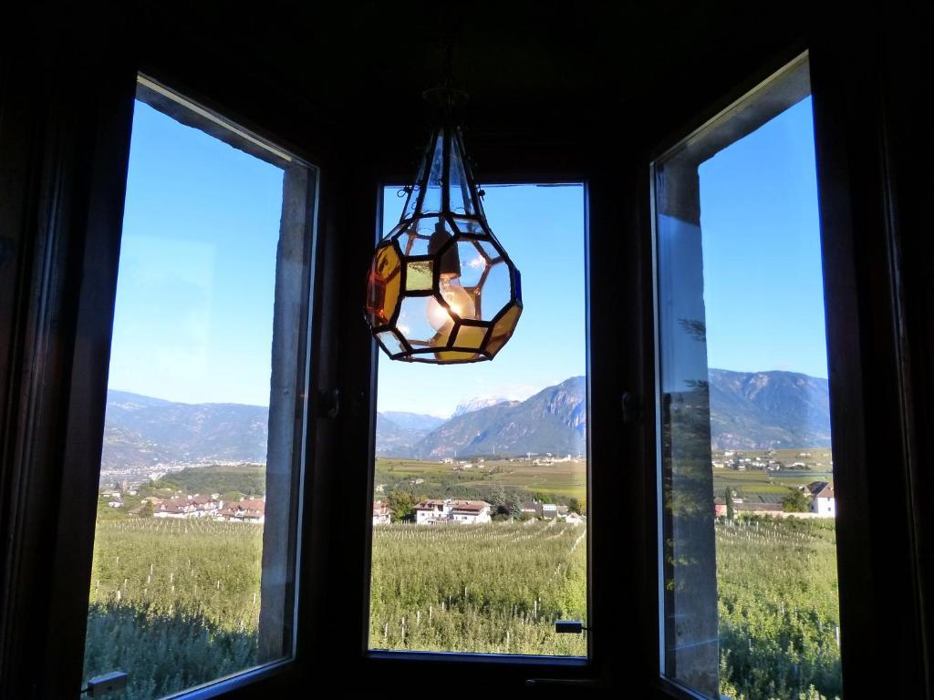 Apartments Schloss Paschbach Appiano Sulla Strada Del Vino Dış mekan fotoğraf