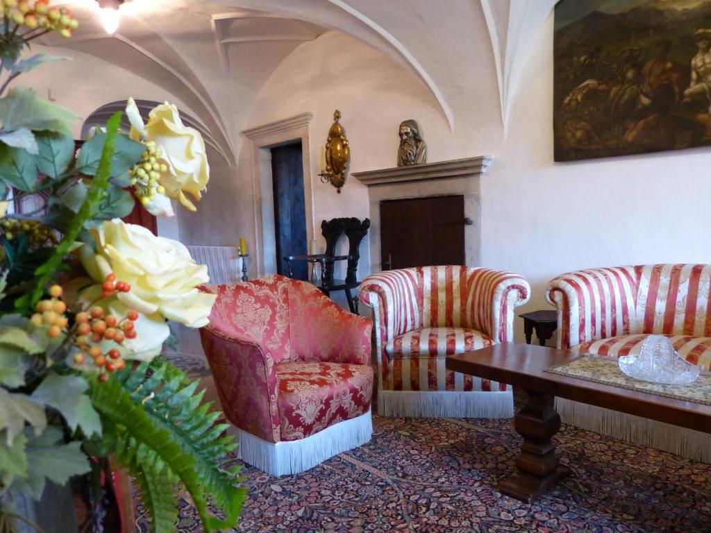 Apartments Schloss Paschbach Appiano Sulla Strada Del Vino Dış mekan fotoğraf