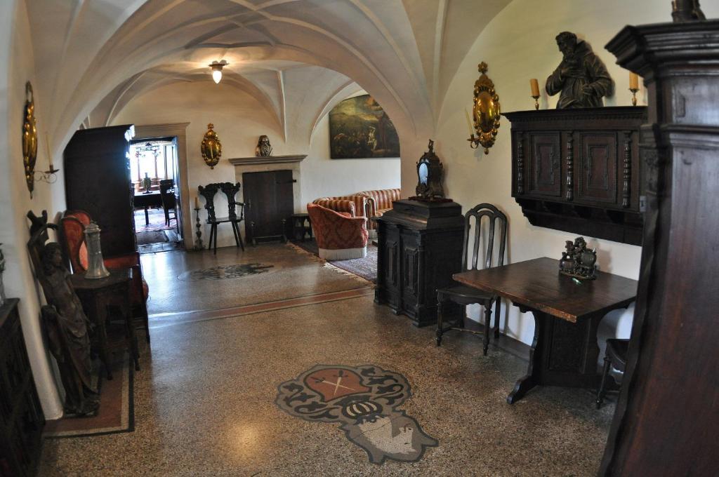 Apartments Schloss Paschbach Appiano Sulla Strada Del Vino Dış mekan fotoğraf