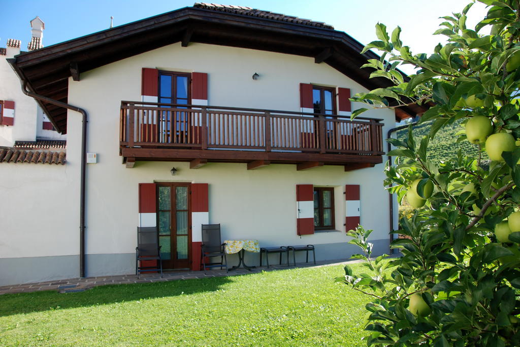 Apartments Schloss Paschbach Appiano Sulla Strada Del Vino Oda fotoğraf